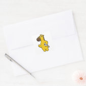 Giraffe als Voetbalspeler met Voetbal Vierkante Sticker (Envelop)