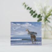 Giraffe bij de strand briefkaart (Staand voorkant)