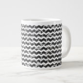 Giraffe Black en Gray Chevron Pattern Grote Koffiekop (Voorkant rechts)