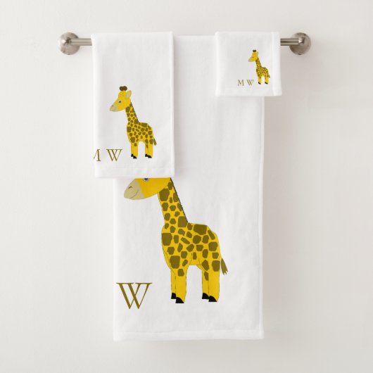 Giraffe Design Met Monogram Bad Handdoek (Insitu)