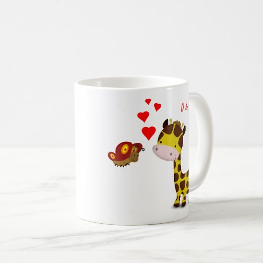 Giraffe en vlinder in liefde koffiemok (Voorkant rechts)