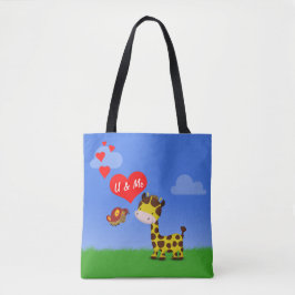 Giraffe en vlinder in liefde tote bag