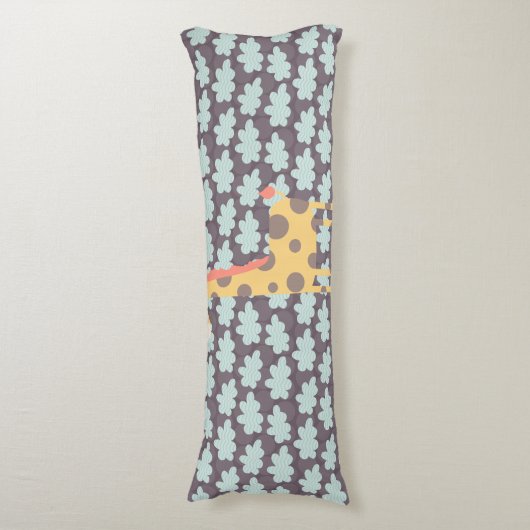 Giraffe en wolken lichaamskussen (Voorkant Verticaal)