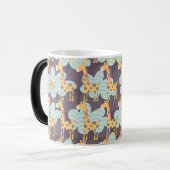 Giraffe en wolken magische mok (Voorkant links)