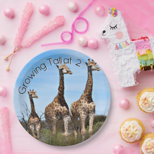 Giraffe Family Growing Tall Birthday Papieren Bordje (Feest)