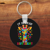 Giraffe Het Is Ok Om Anders Te Zijn Autisme Bewust Sleutelhanger (Voorkant)