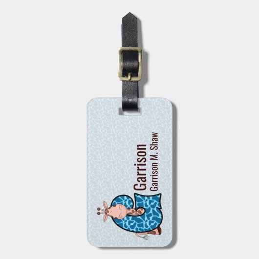 Giraffe in blauwe boys Letter G Giraffe Print Bagagelabel (Voorkant verticaal)