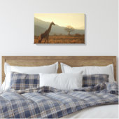 Giraffe in de savanne canvas afdruk (Insitu (Slaapkamer))