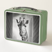 Giraffe in een Cityscape (Voorkant)