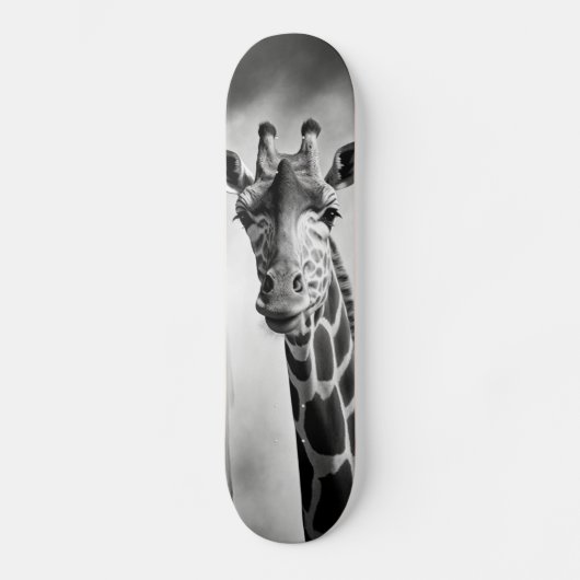Giraffe in een Cityscape Persoonlijk Skateboard (Voorkant)