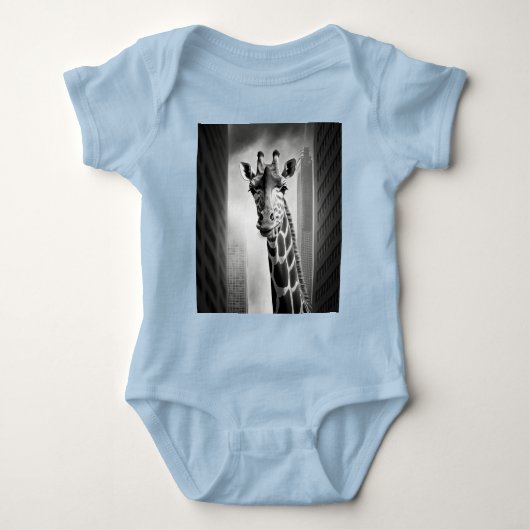 Giraffe in een Cityscape Romper (Voorkant)