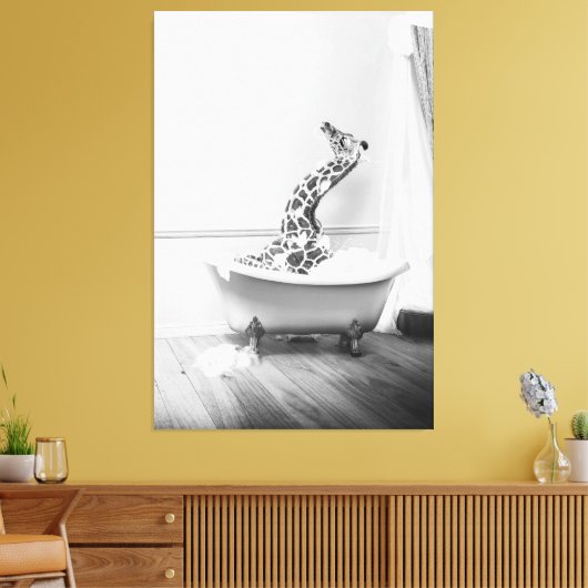 Giraffe in een Poster in bad Canvas Afdruk (Insitu (Woonkamer))