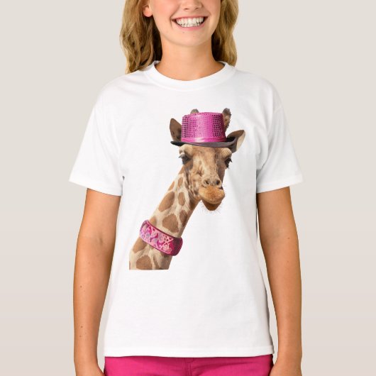 Giraffe in een sprankelend roze pet t-shirt (Voorkant)