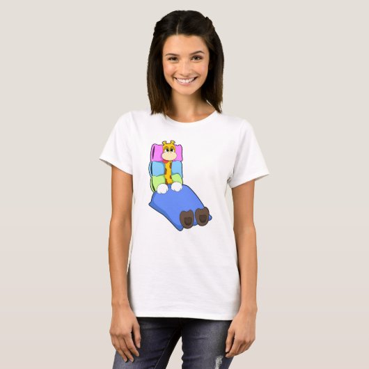 Giraffe in slaapstand met knuppel en Pillow T-shirt (Voorkant volledig)