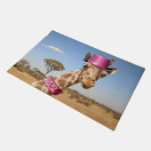 Giraffe in sparkly roze pet deurmat (Schuin)