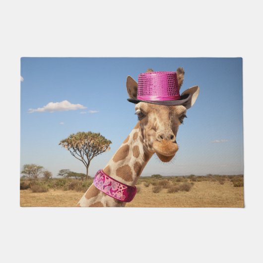 Giraffe in sparkly roze pet deurmat (Voorkant)