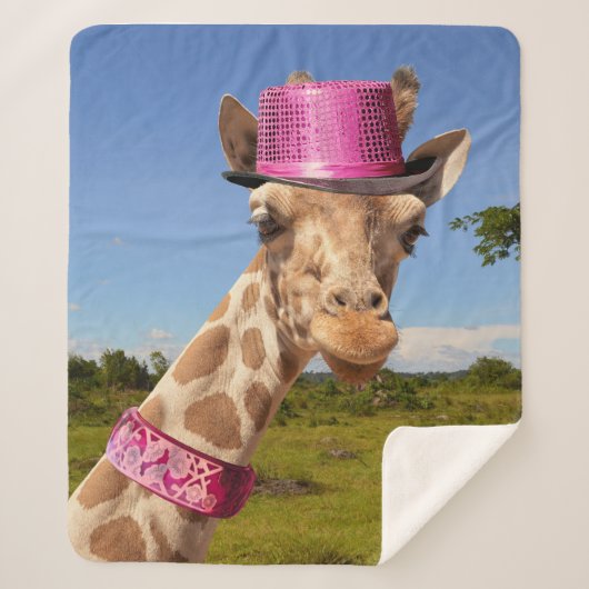 Giraffe in sparkly roze pet sherpa deken (Voorkant)