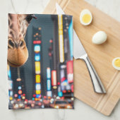 Giraffe in Times Square Theedoek (Quarter Fold)