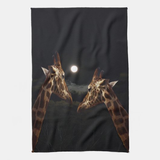 Giraffe Love in the Moonlight Theedoek (Verticaal)