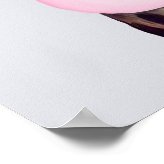 Giraffe met bril die roze bruinkgom blaast poster (Hoek)