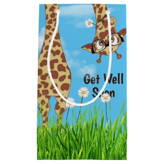 Giraffe met bril in gras klein cadeauzakje (Voorkant)