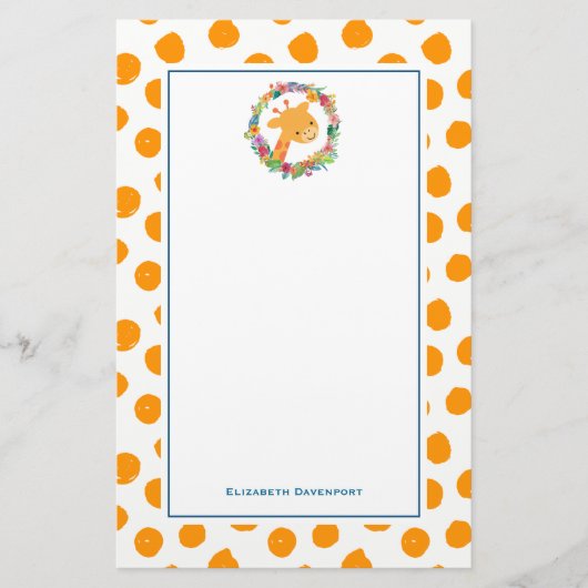 Giraffe met een bloemenkrans op Oranje plekken Briefpapier (Voorkant)