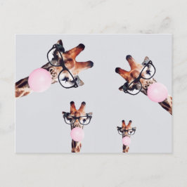 GIRAFFE MET EEN BRIL DIE EEN ROZE KAUWGOMBUBBEL BL UITNODIGING BRIEFKAART