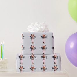 Giraffe met een bril die roze kauwgom blaast cadeaupapier