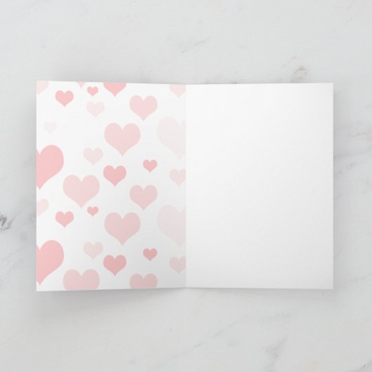 Giraffe met een Rozen Valentijn Kaart (Binnen)