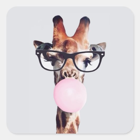 GIRAFFE MET GLAZEN DIE EEN PINKBUBBLEGUM BLOKKEN VIERKANTE STICKER (Voorkant)