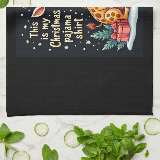 Giraffe met kerstmuts die overeenkomt met kerstpaj theedoek (Gevouwen)