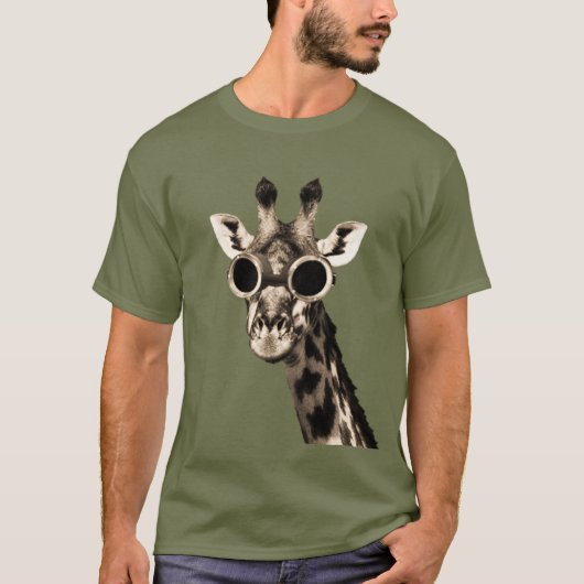 Giraffe met Steampunk zonnebrillen T-shirt (Voorkant)