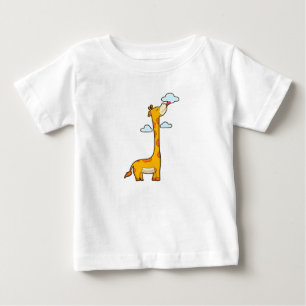 Giraffe met wolken