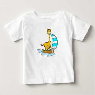 Giraffe met zeilboot