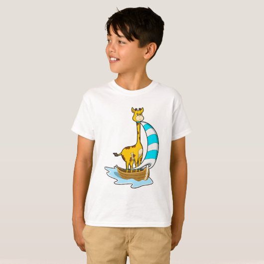 Giraffe met zeilboot t-shirt (Voorkant volledig)