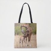 Giraffe moeder en Baby in Kenia Tote Bag (Voorkant)
