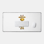 Giraffe Nurse Cartoon – Whimsical Healthcare Hero Bureaumat (Keyboard & Muis)