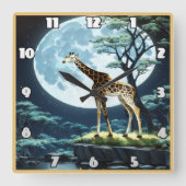 Giraffe onder volle maan door rustig water vierkante klok (Voorkant)