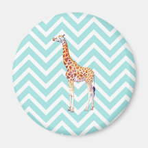 Giraffe op zigzag chevron.