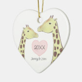 Giraffe paar Verloving / bruiloft Keramisch Ornament (Links)