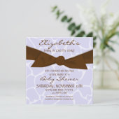 Giraffe Pattern Baby shower nodigt uit met Brown B Kaart (Staand voorkant)