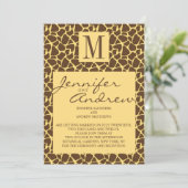 Giraffe Pattern Wedding Invitation met Monogram Kaart (Staand voorkant)