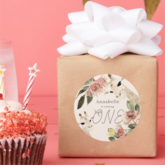 Giraffe Pink Floral Girl 1e verjaardag Ronde Sticker (Feest)