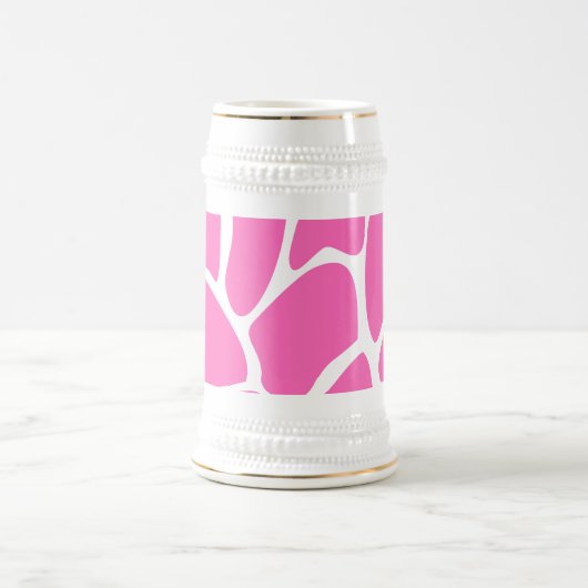 Giraffe Print Pattern in Bright Pink. Bierpul (Center)
