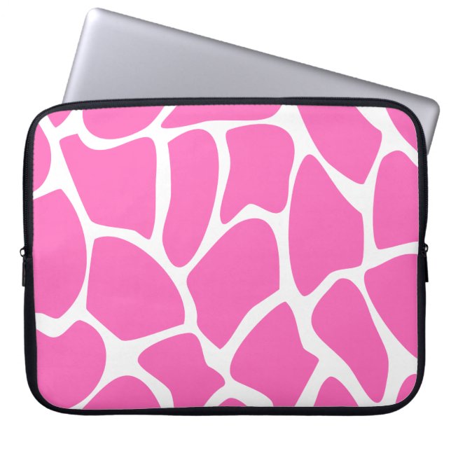 Giraffe Print Pattern in Bright Pink. Laptop Sleeve (Voorkant)