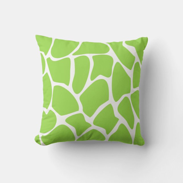 Giraffe Print Pattern in Lime Green. Kussen (Voorkant)