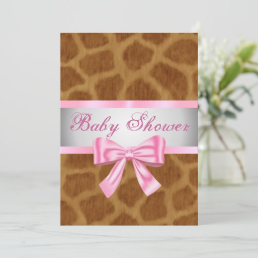 Giraffe Print Roze Bow Baby shower Uitnodiging (Staand voorkant)