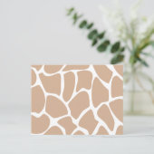 Giraffe printpatroon in beige. briefkaart (Staand voorkant)