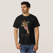 Giraffe Tongue Out en Speelse Wink - Glimlach T-shirt (Voorkant volledig)