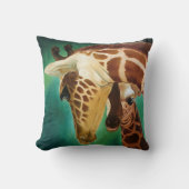 Giraffe Verwant Kegeleggle Kussen (Voorkant)